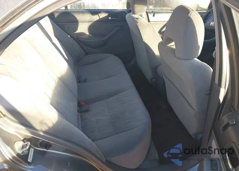 2004 Honda Civic Lx z USA, uszkodzony, nr VIN 2HGES16524H520339